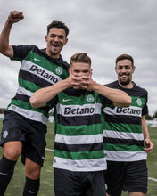 Load image into Gallery viewer, Sporting Lisbon Home 24/25