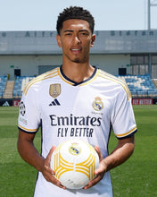 Load image into Gallery viewer, Real Madrid Home 23/24 (ON-HAND)