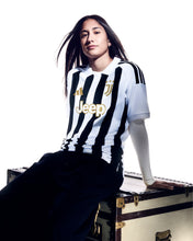 Load image into Gallery viewer, Juventus Home 26/27