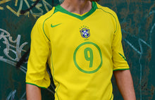 Load image into Gallery viewer, Brazil Home 2004 Retro