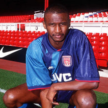 Load image into Gallery viewer, Arsenal Away 95/96 Retro