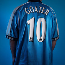 Load image into Gallery viewer, Manchester City Home 00/01 Retro (ON-HAND)