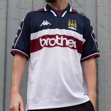 Load image into Gallery viewer, Manchester City Away 97/98 Retro