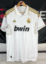 Load image into Gallery viewer, Real Madrid Home 11/12 Retro (ON-HAND)