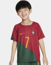 Load image into Gallery viewer, Portugal Home 22/23 (Kid's Size)