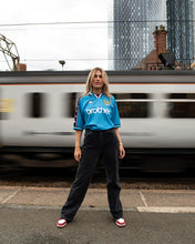 Load image into Gallery viewer, Manchester City Home 97/98 Retro (ON-HAND)