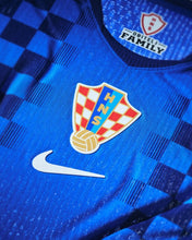 Load image into Gallery viewer, Croatia Away 26/27
