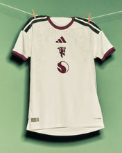 Load image into Gallery viewer, Manchester United Third 26/27