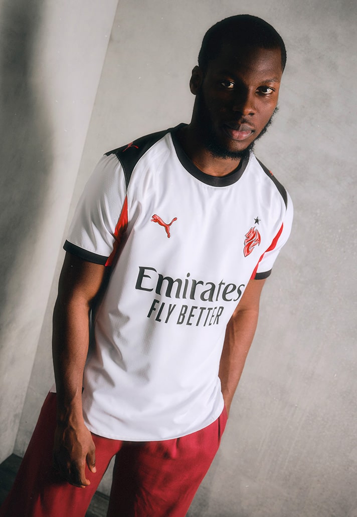AC Milan Away 25/26 – Downfield