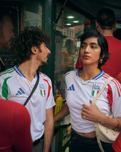 Load image into Gallery viewer, Italy Away 24/25 (ON-HAND)