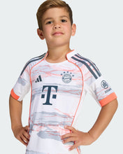 Load image into Gallery viewer, Bayern Munich Away 25/26 (Kid's Size)
