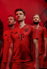 Load image into Gallery viewer, Bayern Munich Home 24/25