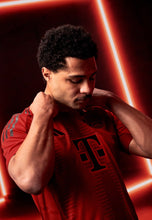 Load image into Gallery viewer, Bayern Munich Home 24/25