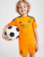 Load image into Gallery viewer, Real Madrid Away 24/25 (Kid's Size)