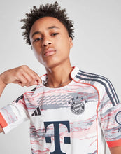 Load image into Gallery viewer, Bayern Munich Away 25/26 (Kid's Size)