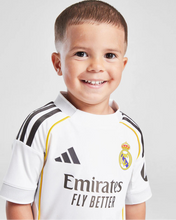 Load image into Gallery viewer, Real Madrid Home 25/26 (Kid's Size) (ON-HAND)