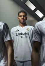 Load image into Gallery viewer, Real Madrid Home 24/25 (ON-HAND)
