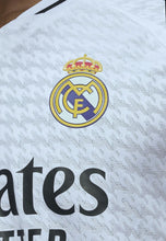 Load image into Gallery viewer, Real Madrid Home 24/25 (Women's Size)