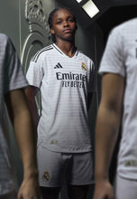 Load image into Gallery viewer, Real Madrid Home 24/25 (Women's Size)