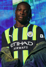 Load image into Gallery viewer, Manchester City Away 24/25