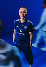 Load image into Gallery viewer, Manchester United Away 24/25 (ON-HAND)
