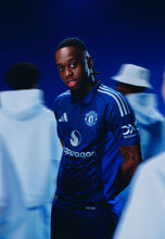 Load image into Gallery viewer, Manchester United Away 24/25 (ON-HAND)