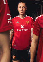 Load image into Gallery viewer, Manchester United Home 24/25 (Women's Size)