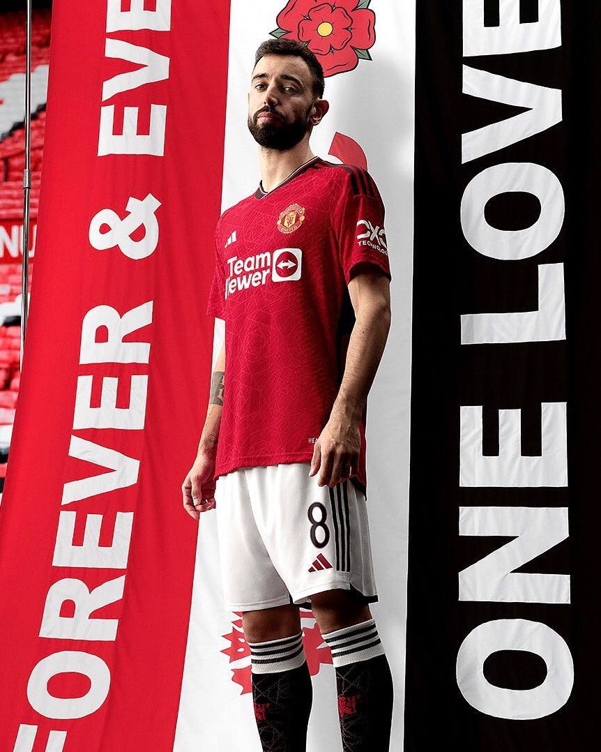 Manchester United home 23/24