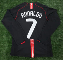 Load image into Gallery viewer, Manchester United Away Long Sleeves 07/08 Retro