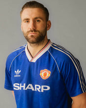 Load image into Gallery viewer, Manchester United Third 88/90 Retro
