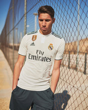 Load image into Gallery viewer, Real Madrid Home 18/19