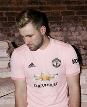 Load image into Gallery viewer, Manchester United Away 18/19