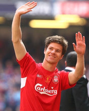 Load image into Gallery viewer, Liverpool Home 04/05 Retro