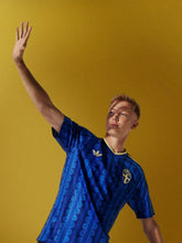 Load image into Gallery viewer, Sweden Away 26/27
