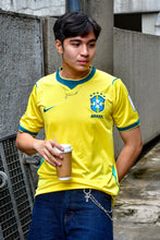 Load image into Gallery viewer, Brazil Home 26/27
