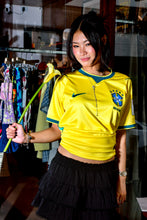 Load image into Gallery viewer, Brazil Home 26/27 Cropped Women's
