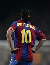 Load image into Gallery viewer, Barca Home 07/08 Retro (ON-HAND)
