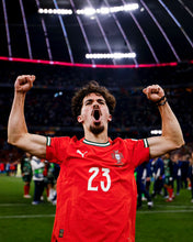 Load image into Gallery viewer, Portugal Home 25/26 (Player&#39;s Version)
