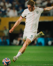 Load image into Gallery viewer, Chelsea Away 25/26 (Player&#39;s Version)
