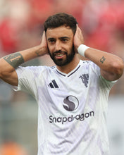 Load image into Gallery viewer, Manchester United Away 25/26 (Player&#39;s Version)
