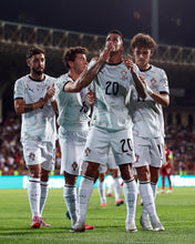 Load image into Gallery viewer, Portugal Away 25/26 (Player&#39;s Version)

