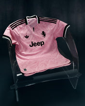 Load image into Gallery viewer, Juventus Away 26/27
