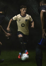 Load image into Gallery viewer, Barca Away 25/26
