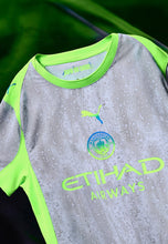 Load image into Gallery viewer, Manchester City Third 25/26
