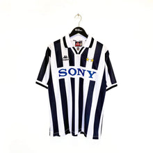 Load image into Gallery viewer, Juventus Home 95/96
