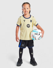 Load image into Gallery viewer, Barca Away 25/26 (Kid&#39;s Size)
