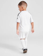 Load image into Gallery viewer, Real Madrid Home 25/26 (Kid&#39;s Size)
