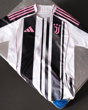 Load image into Gallery viewer, Juventus Home 25/26
