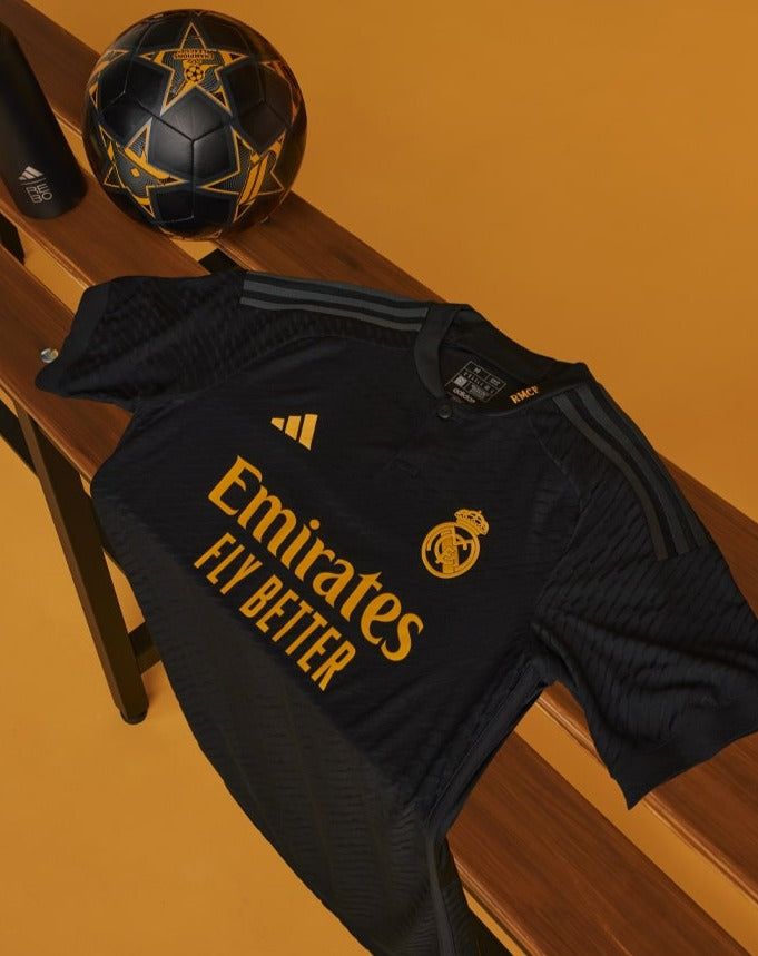 Real madrid black jersey sales 2019