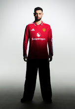 Load image into Gallery viewer, Manchester United Home Long Sleeves 26/27
